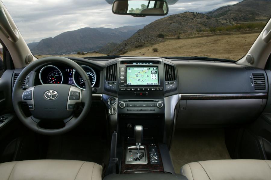  Toyota Land Cruiser 200 2007 года  (фото 58 из 196)